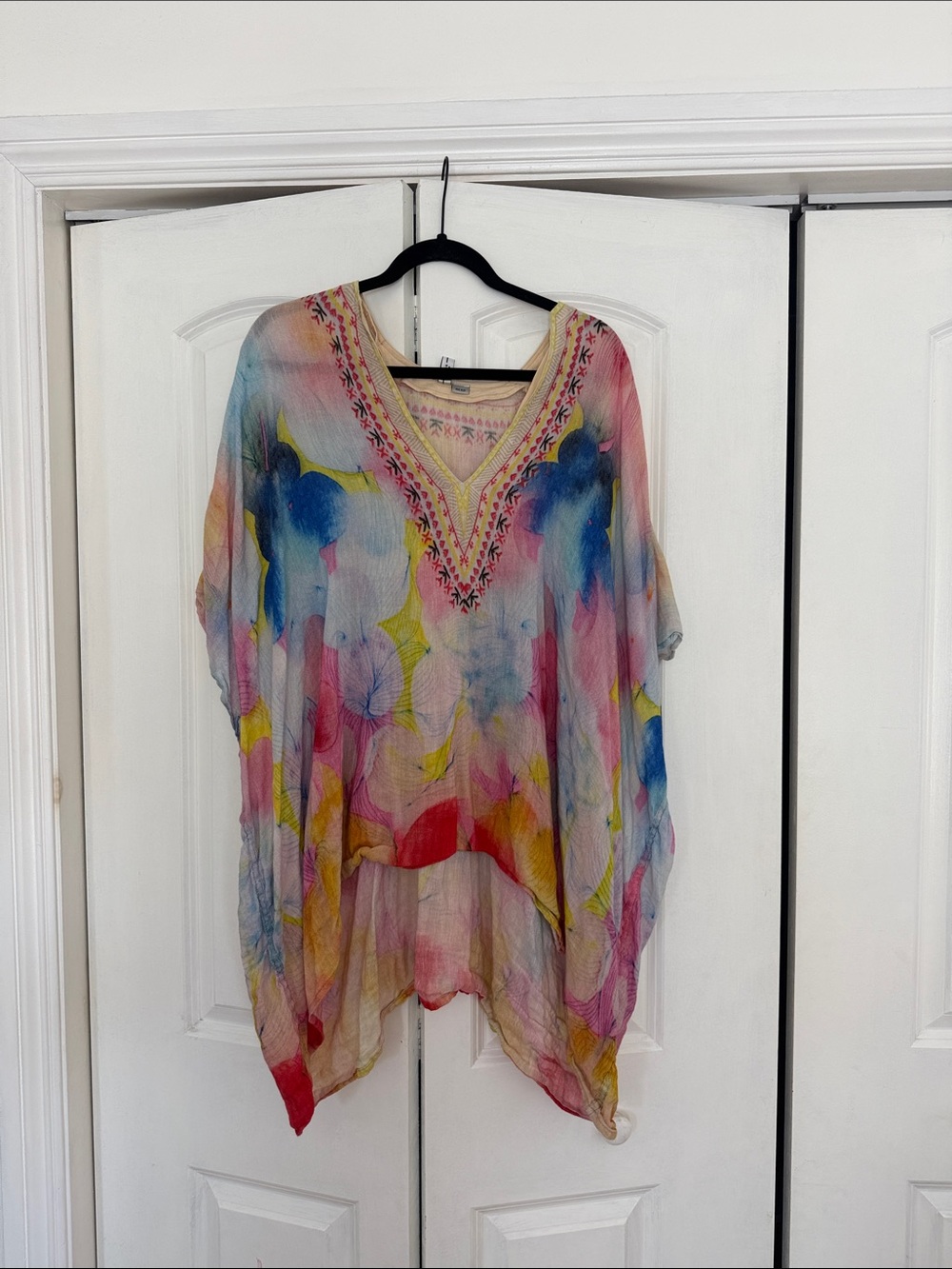 Flowy Multicolor V-Neck Tunic Top